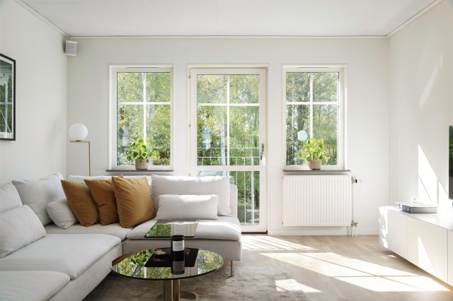 The Ultimate Guide to Creating a Rustic Farmhouse Look in Your Living Space